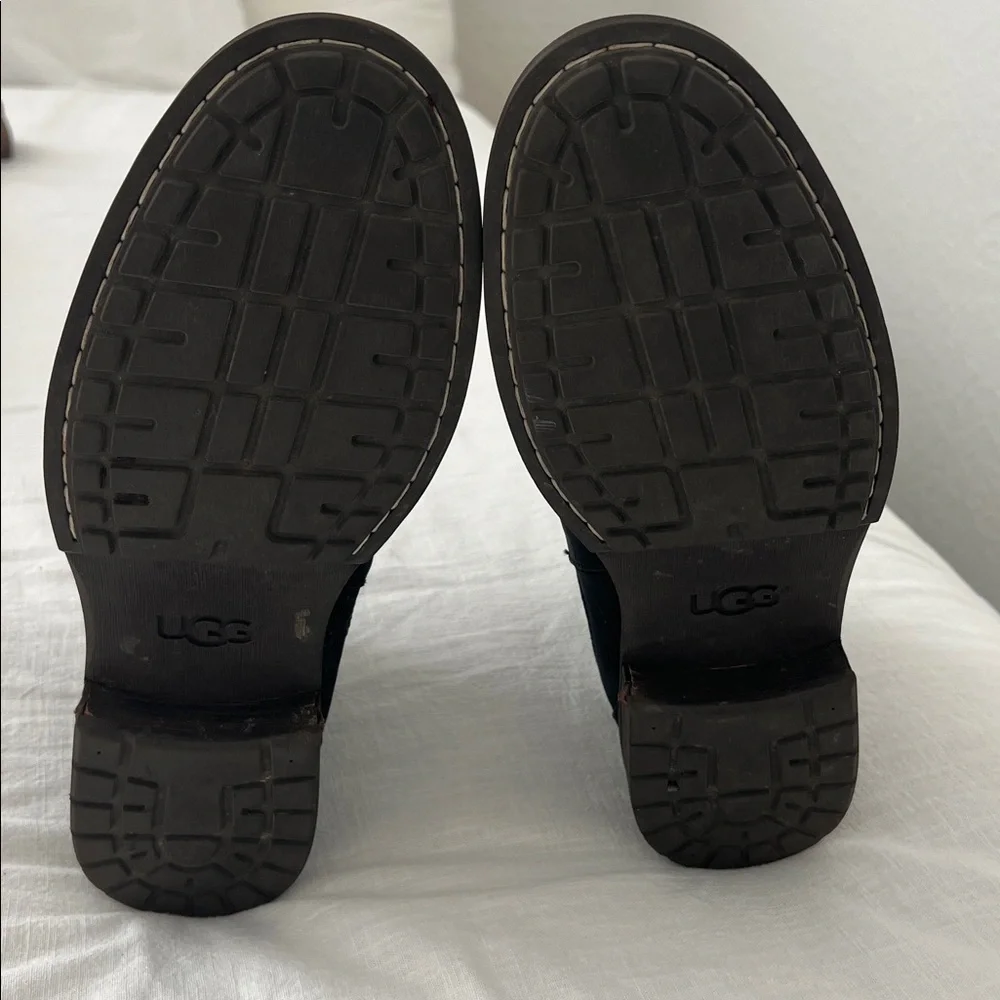 Ugg Gallion Chelsea Black Suede Pull On Boots Size 9
